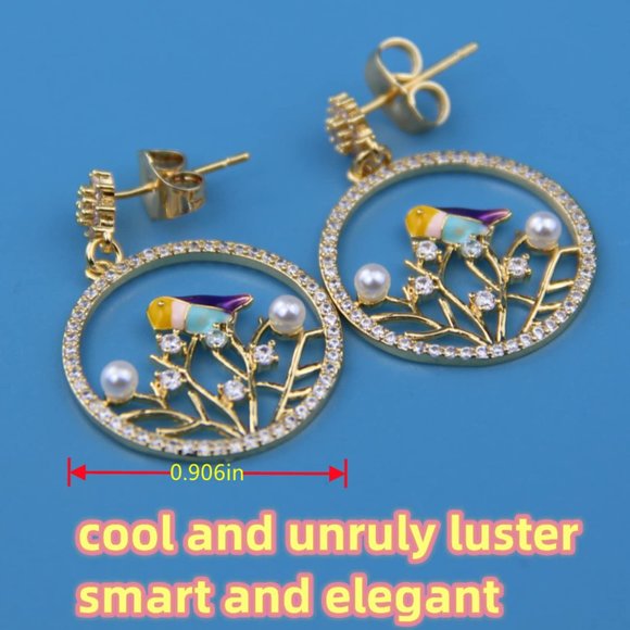 Women's Bird Design Round Gold Hoop Earrings - Picture 6 of 8